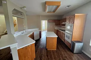 327 Hillglen Dr, Murphy, TX 75094 - Photo 11