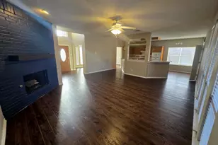 327 Hillglen Dr, Murphy, TX 75094 - Photo 9