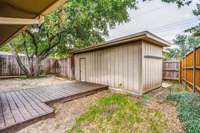 7507 Meadow Oaks Drive, Dallas, TX 75230 - Photo 25