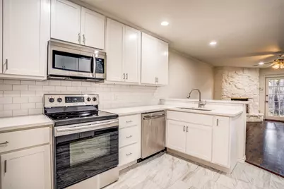 7507 Meadow Oaks Drive, Dallas, TX 75230 - Photo 13