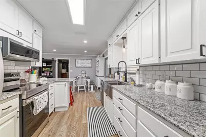 1811 Saylor Street, Goldthwaite, TX 76844 - Photo 11