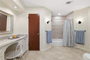 1807 Rhinevalley Dr, Arlington, TX 76012 - Photo 23