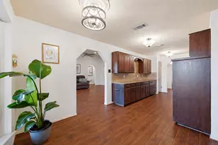 1807 Rhinevalley Dr, Arlington, TX 76012 - Photo 17