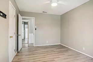 596 Surf St, Lewisville, TX 75067 - Photo 19