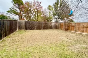 4340 Forest Point Dr, Garland, TX 75043 - Photo 13