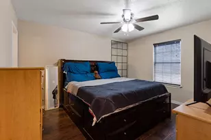 812 Barber Ave, Cleburne, TX 76031 - Photo 9