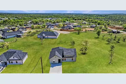 124 Brookview Drive, Bridgeport, TX 76458 - Photo 3