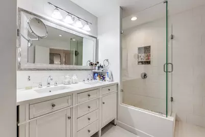 7404 W Northwest Highway #3, Dallas, TX 75225 - Photo 9