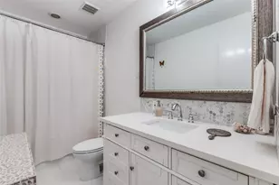 7404 W Northwest Hwy, Dallas, TX 75225 - Photo 11