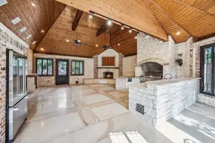 585 N Peytonville Ave, Southlake, TX 76092 - Photo 29