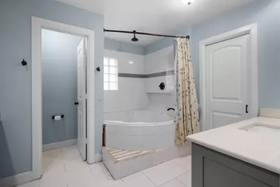 1213 Briar Hollow Lane, Garland, TX 75043 - Photo 17