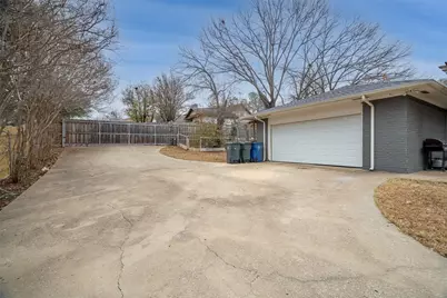 1213 Briar Hollow Lane, Garland, TX 75043 - Photo 29