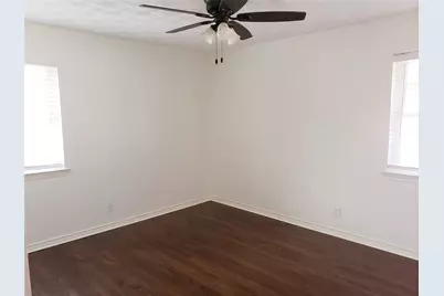 11038 Wyatt Street, Dallas, TX 75218 - Photo 13