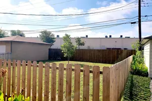 11038 Wyatt St, Dallas, TX 75218 - Photo 19