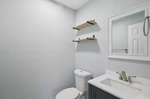 1905 Country Club Dr, Plano, TX 75074 - Photo 7