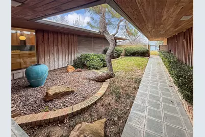 921 9th Street, Grand Prairie, TX 75050 - Photo 3