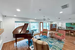 921 9th St, Grand Prairie, TX 75050 - Photo 5