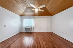 921 9th St, Grand Prairie, TX 75050 - Photo 21