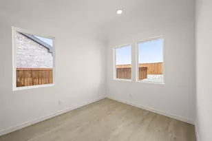 661 Tyronza Dr, Justin, TX 76247 - Photo 15