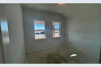 661 Tyronza Drive, Justin, TX 76247 - Photo 5