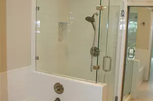 357 Arbor Ct, Euless, TX 76039 - Photo 9