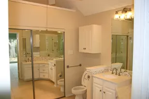 357 Arbor Ct, Euless, TX 76039 - Photo 7