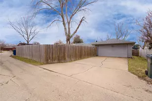 729 Maple Glen Dr, Garland, TX 75043 - Photo 21