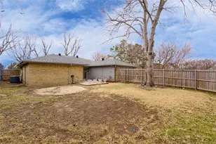 729 Maple Glen Dr, Garland, TX 75043 - Photo 19