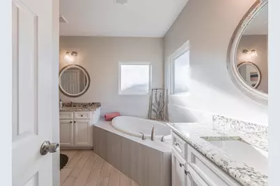 4000 Sioux Court, Granbury, TX 76048 - Photo 11