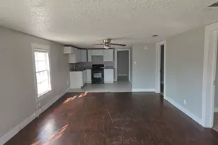 402 W 4th St, Kaufman, TX 75142 - Photo 7