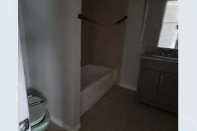 402 W 4th Street #1, Kaufman, TX 75142 - Photo 13