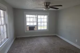 402 W 4th St, Kaufman, TX 75142 - Photo 11