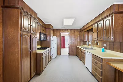 300 Red River Drive, Whitesboro, TX 76273 - Photo 19