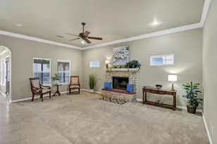 125 Camelot St, Glen Rose, TX 76043 - Photo 9