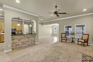 125 Camelot St, Glen Rose, TX 76043 - Photo 13