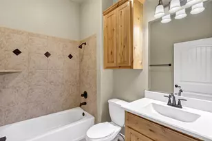 125 Camelot St, Glen Rose, TX 76043 - Photo 33