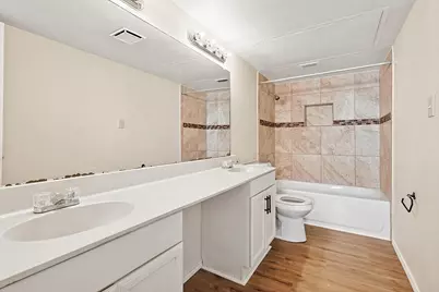 6033 Dooley Drive, The Colony, TX 75056 - Photo 11