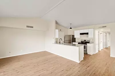 6033 Dooley Drive, The Colony, TX 75056 - Photo 5