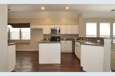 360 Conroe Circle, Argyle, TX 76226 - Photo 5