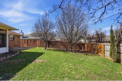 817 Ackers Drive, Arlington, TX 76001 - Photo 31