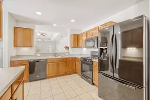 2462 Honeybee Ln, Frisco, TX 75036 - Photo 3