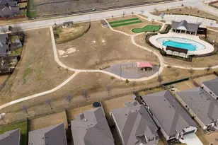 9112 Conroe Dr, Denton, TX 76226 - Photo 37