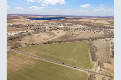 000 Young Street, Italy, TX 76651 - Photo 5