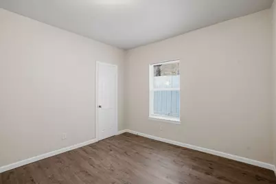 936 E Ramsey Avenue, Fort Worth, TX 76104 - Photo 19