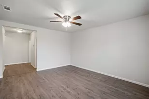 936 E Ramsey Ave, Fort Worth, TX 76104 - Photo 9