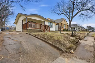 936 E Ramsey Avenue, Fort Worth, TX 76104 - Photo 1