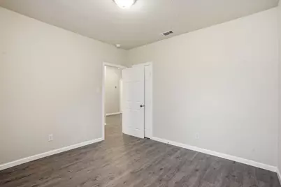 936 E Ramsey Avenue, Fort Worth, TX 76104 - Photo 21