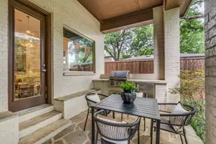 3932 Frontier Ln, Dallas, TX 75214 - Photo 21