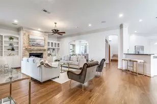 13 Cochran Oaks Ln, Dallas, TX 75220 - Photo 7