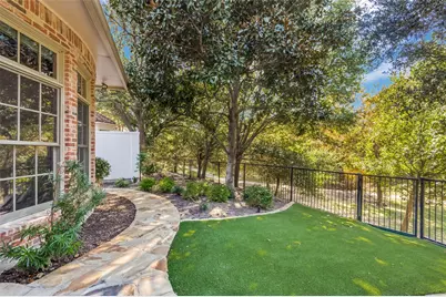 6073 Star Trail Drive, Frisco, TX 75034 - Photo 17